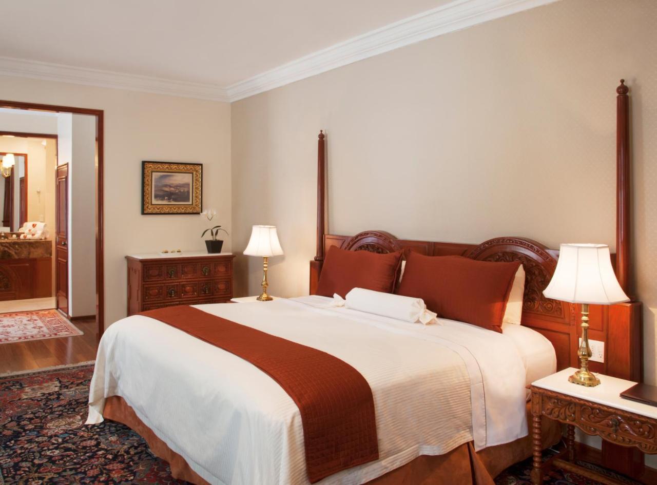 Hotel Geneve Cd De Mexico Exterior foto A bedroom at the Taj Mahal Palace